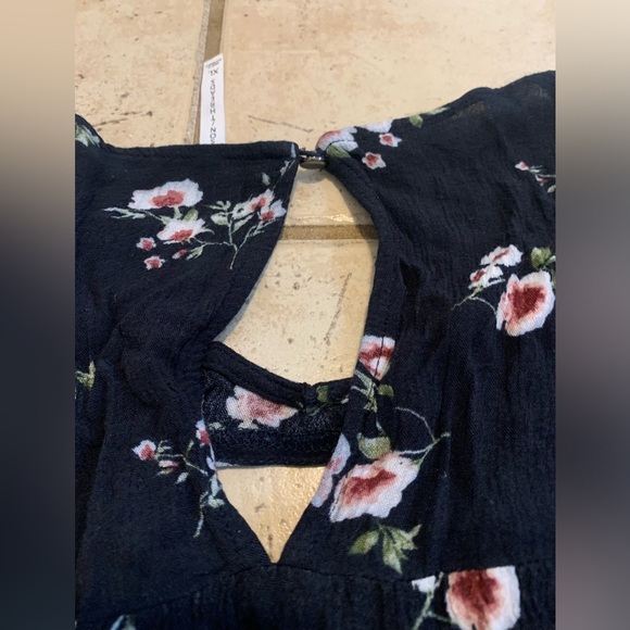 Grayson Threads Floral Keyhole Blouse XL - Picture 6 of 8